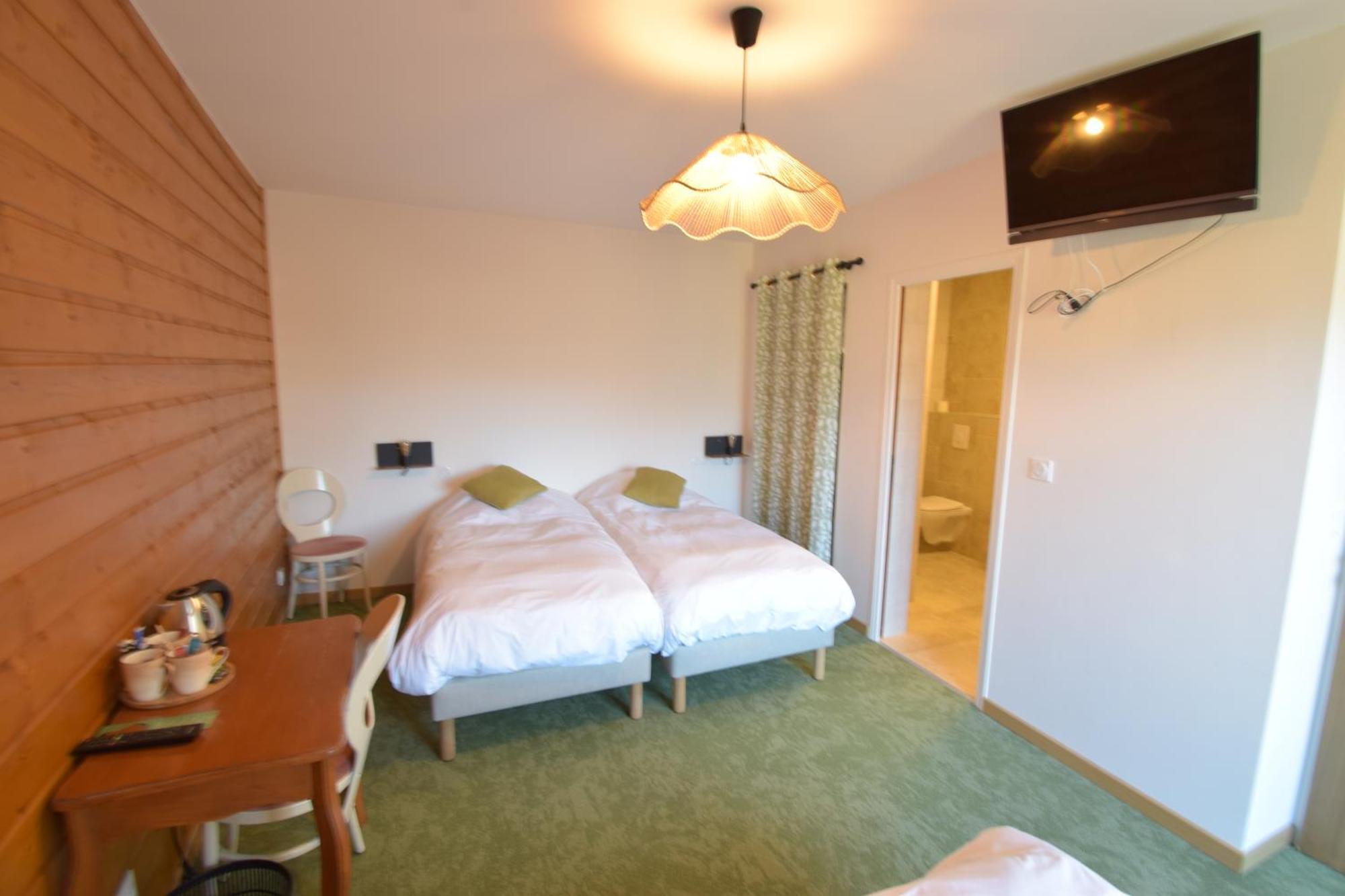 Hotel Les Chenets Saint-Julien-en-Champsaur Exterior foto